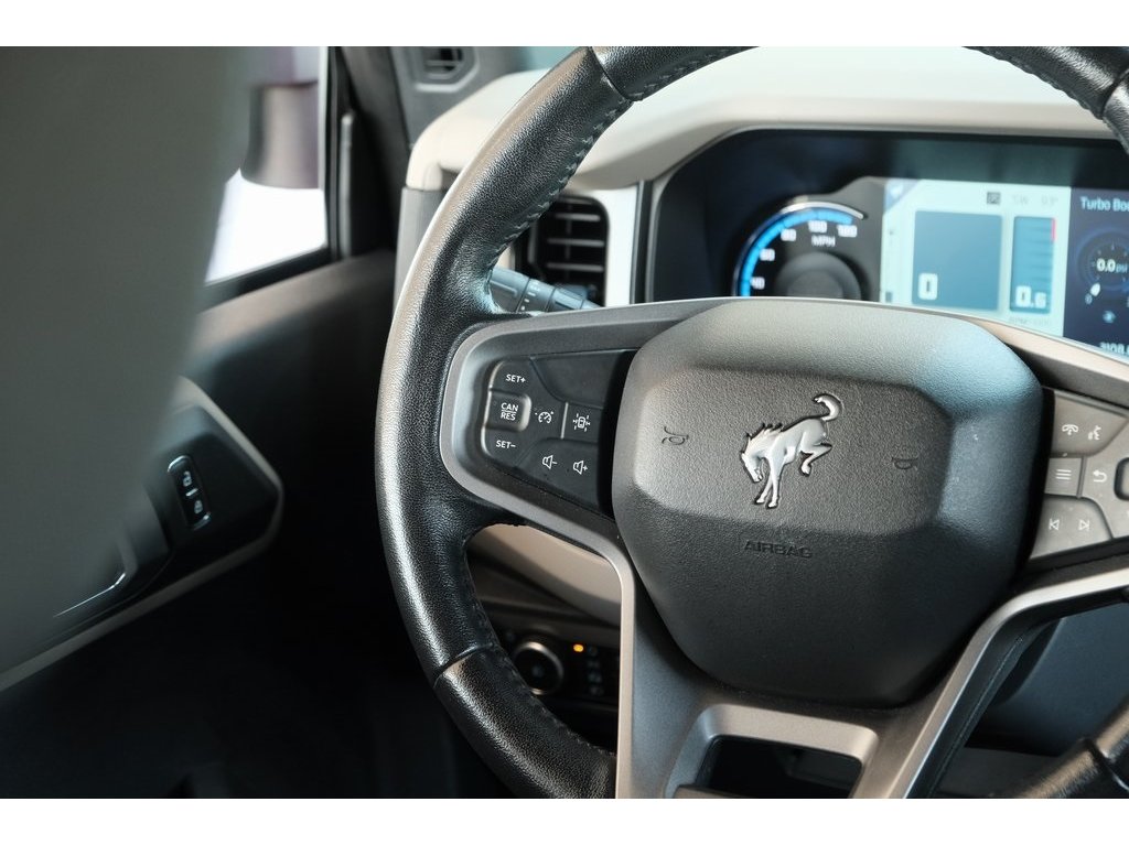 2023 Ford Bronco Wildtrak photo 8