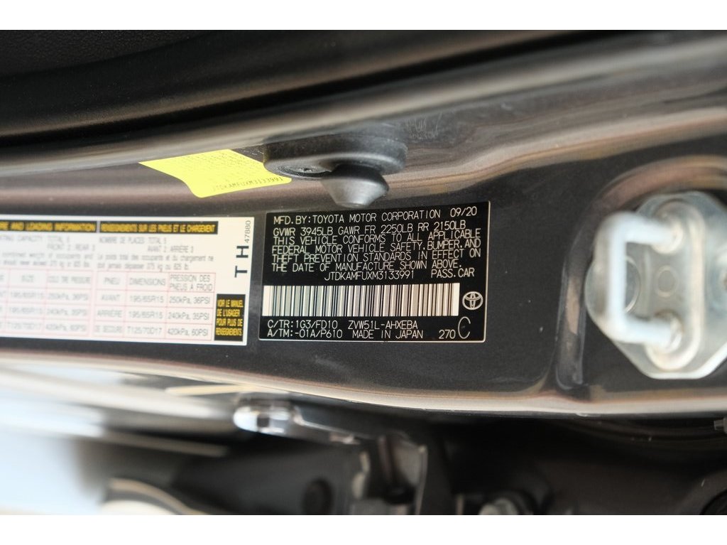 2021 Toyota Prius L photo 21