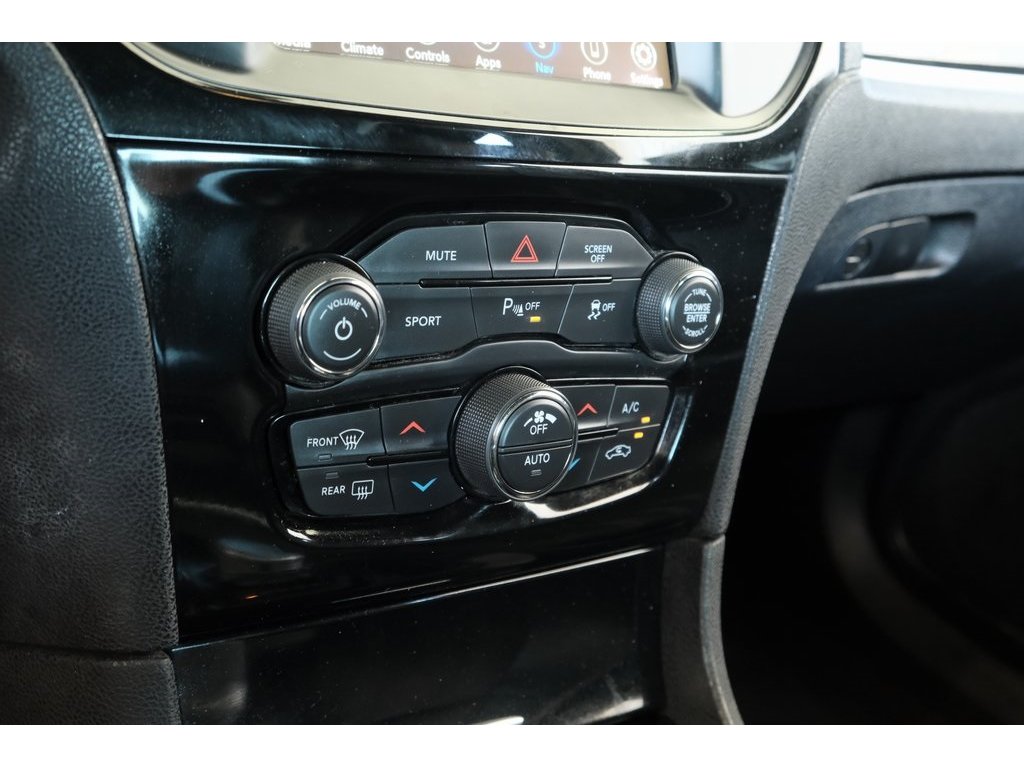 2021 Chrysler 300 S photo 17