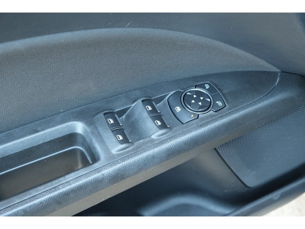 2020 Ford Fusion SE photo 4