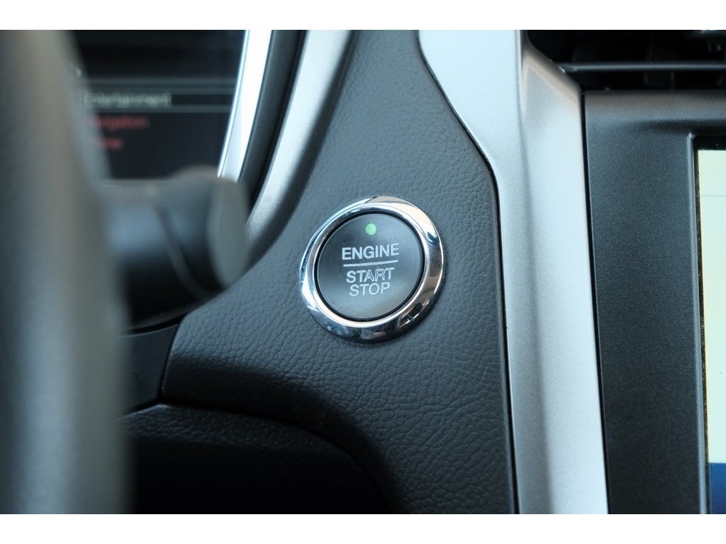 2020 Ford Fusion SE photo 12