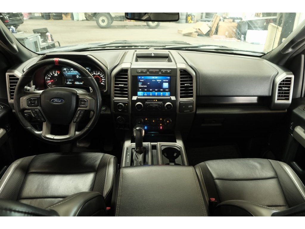 2019 Ford F-150 Raptor photo 2
