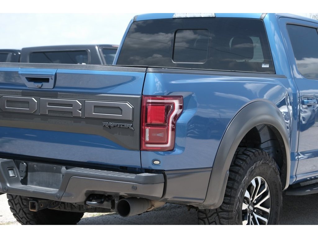 2019 Ford F-150 Raptor photo 37