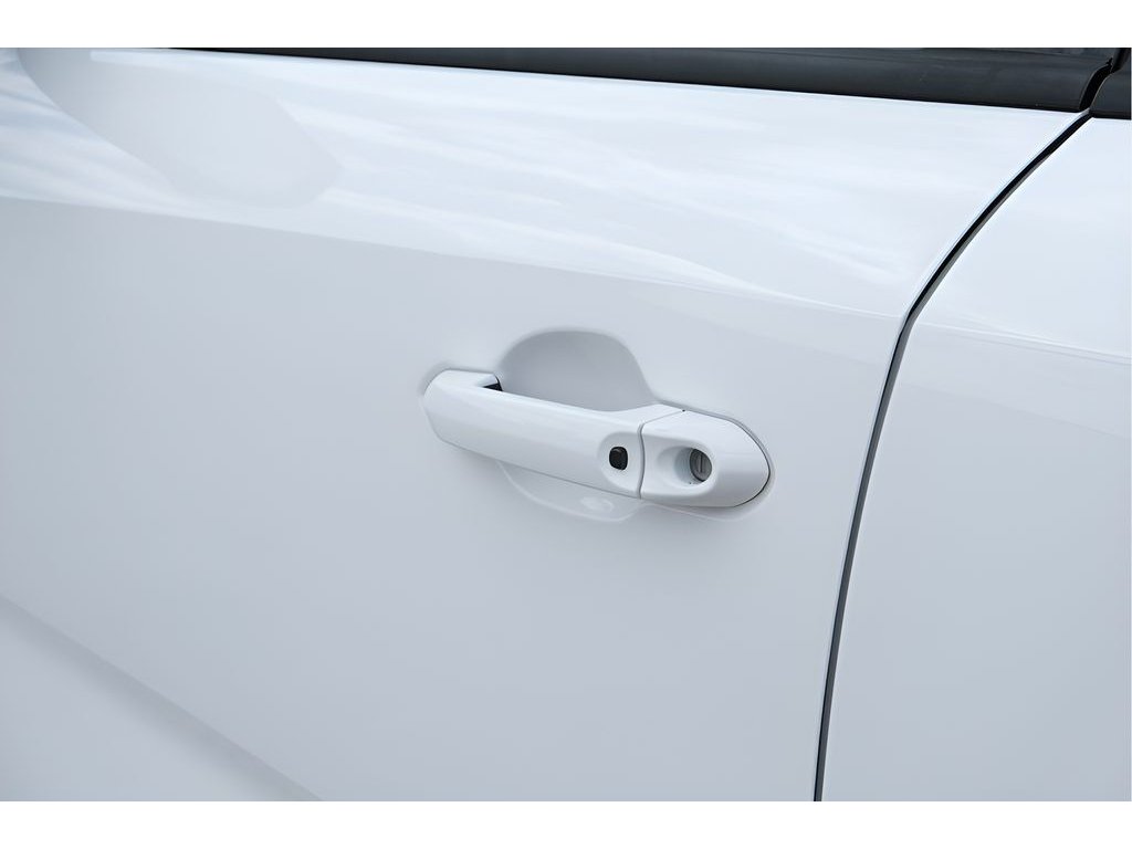2025 VinFast VF 8 Eco - Photo 25