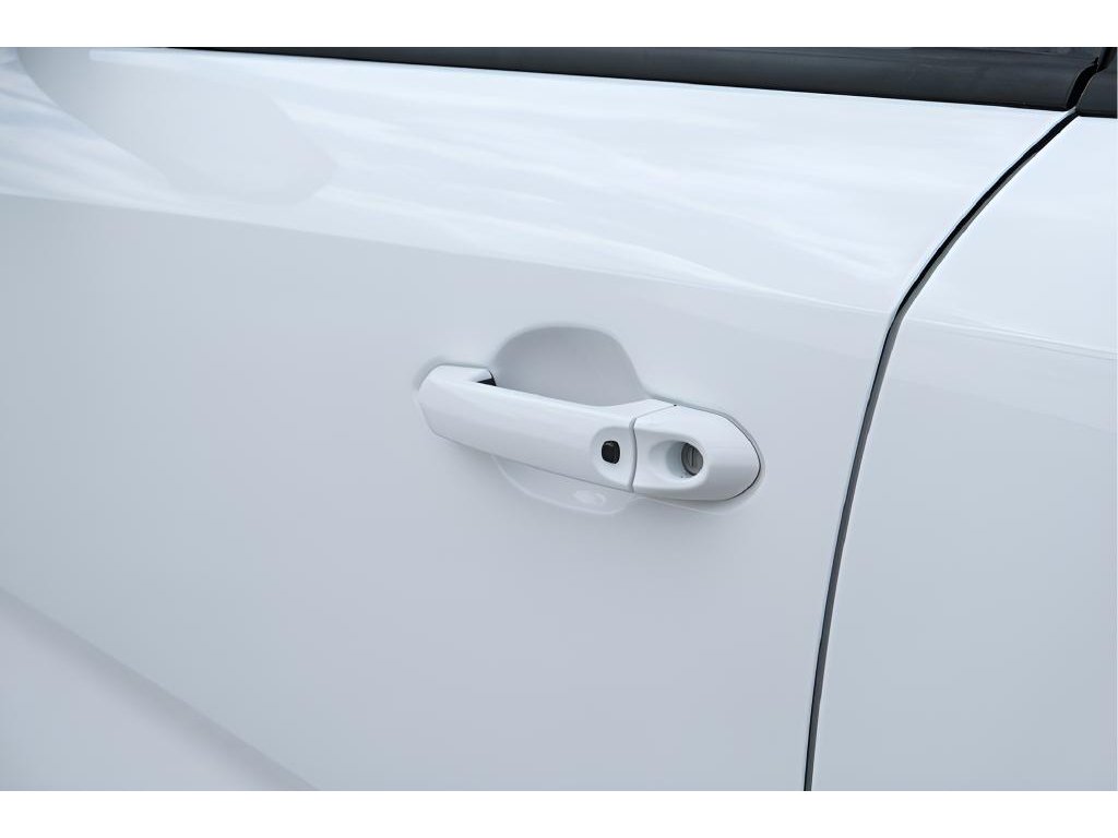 2025 VinFast VF 8 Eco - Photo 25