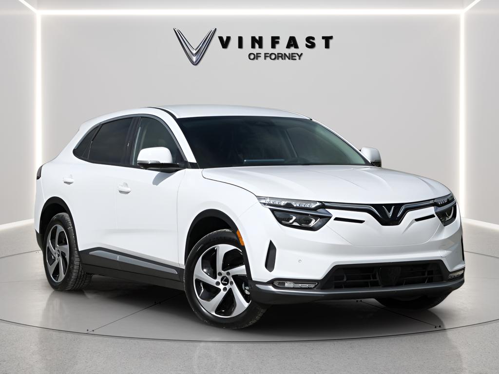 2025 VinFast VF 8 Eco - Photo 4