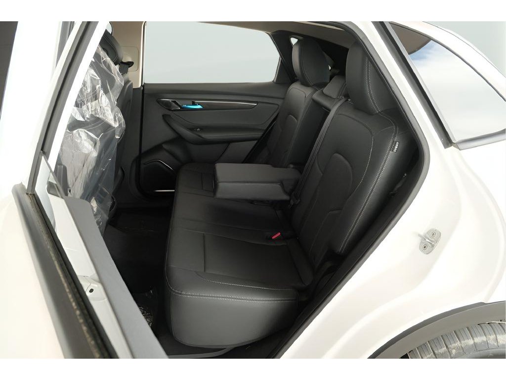 2025 VinFast VF 8 Eco - Photo 15