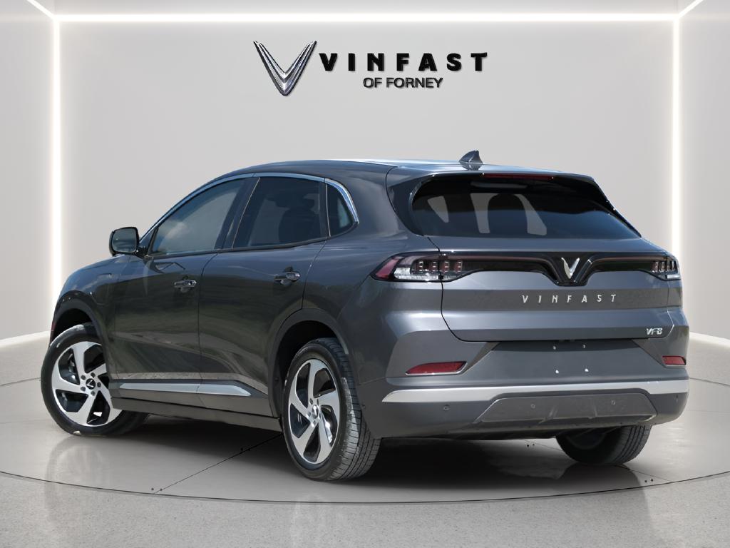 2025 VinFast VF 8 Eco - Photo 38
