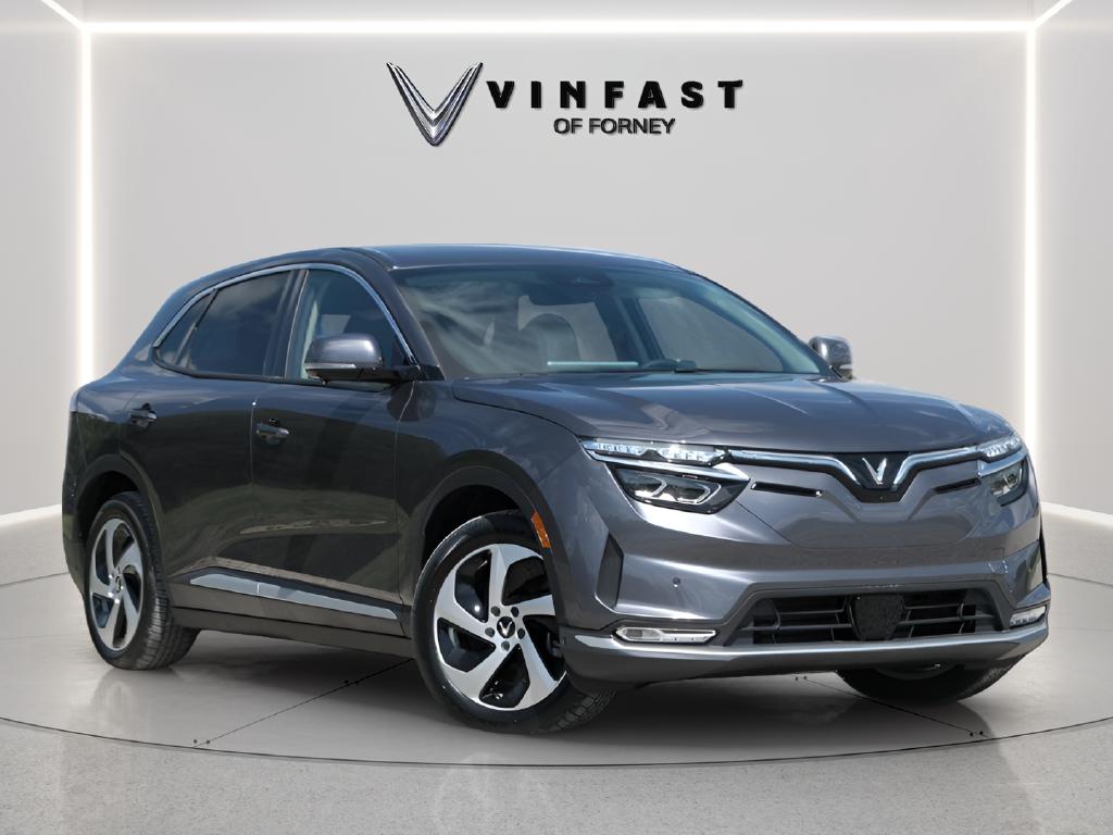 2025 VinFast VF 8 Eco - Photo 40