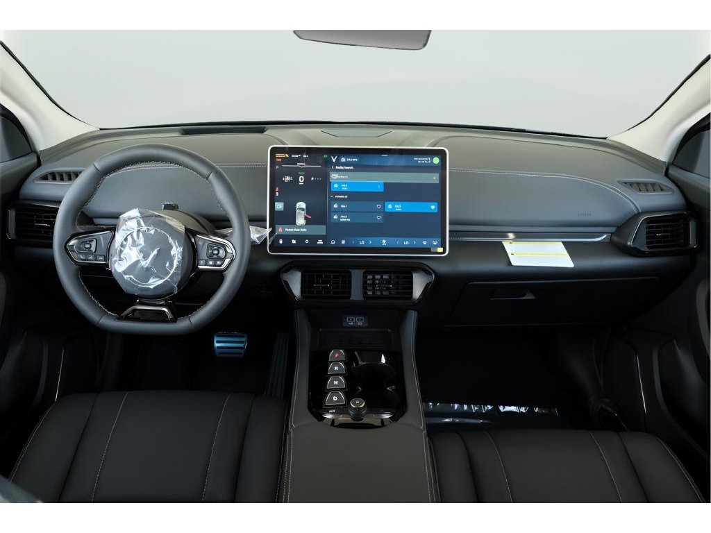 2025 VinFast VF 8 Eco - Photo 41