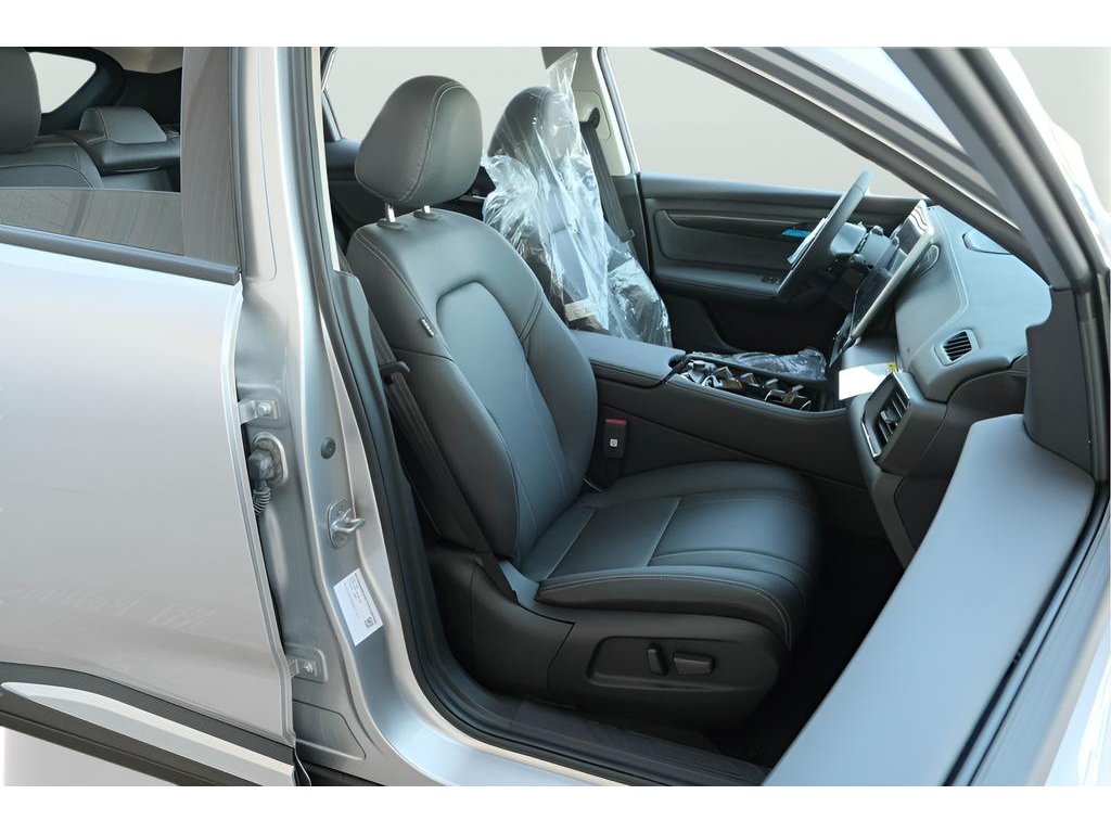 2025 VinFast VF 8 Eco - Photo 20
