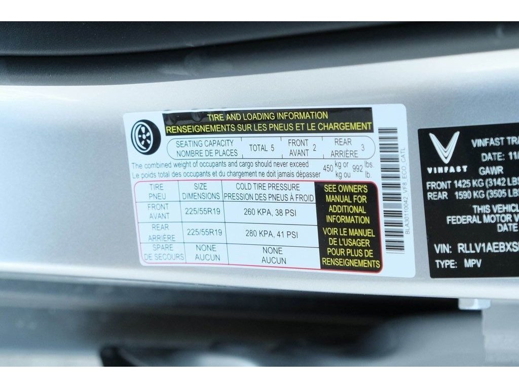 2025 VinFast VF 8 Eco - Photo 39