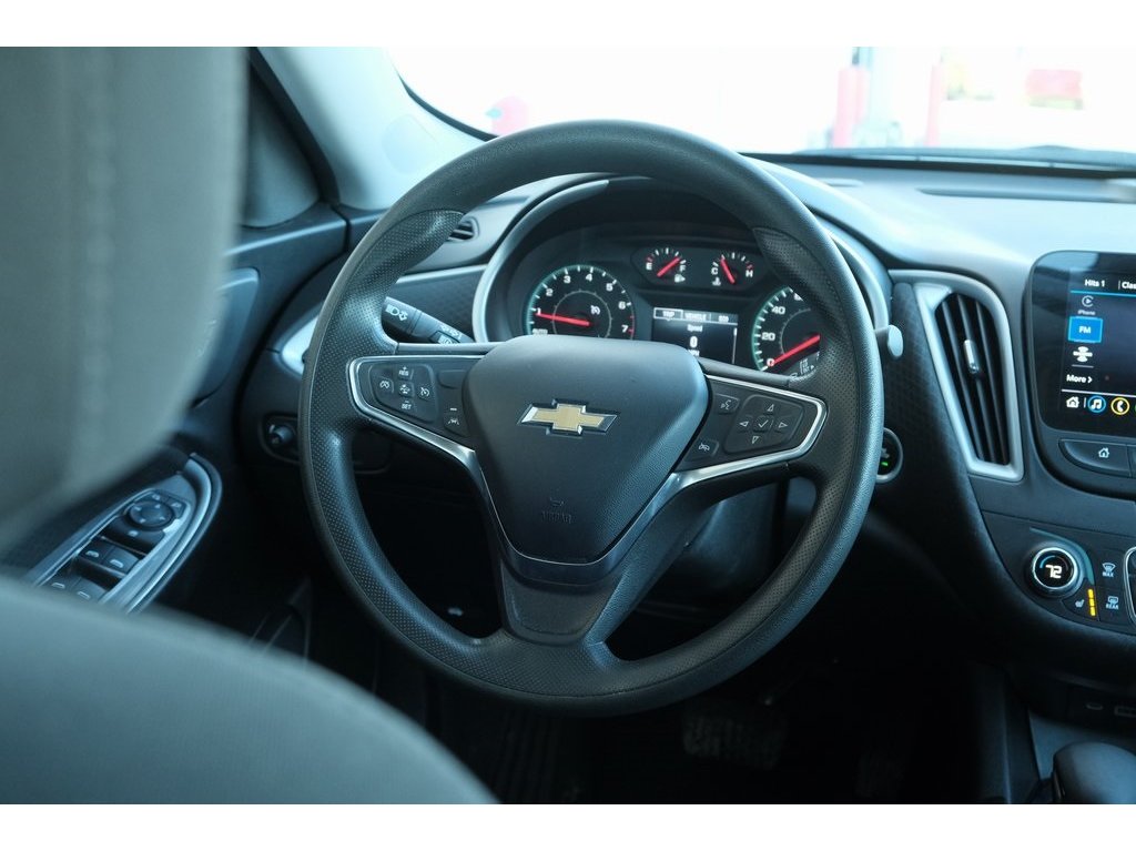 2023 Chevrolet Malibu 1LT photo 4