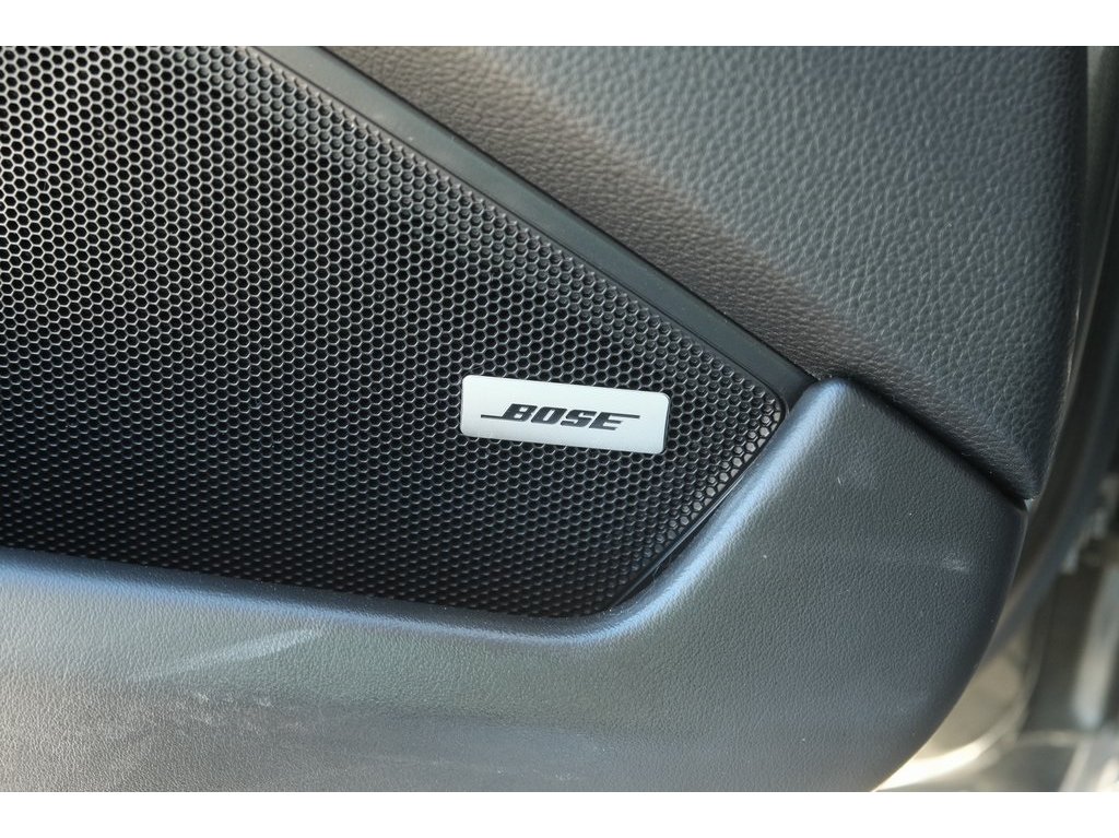 2024 Porsche 911 4 Cabriolet photo 3