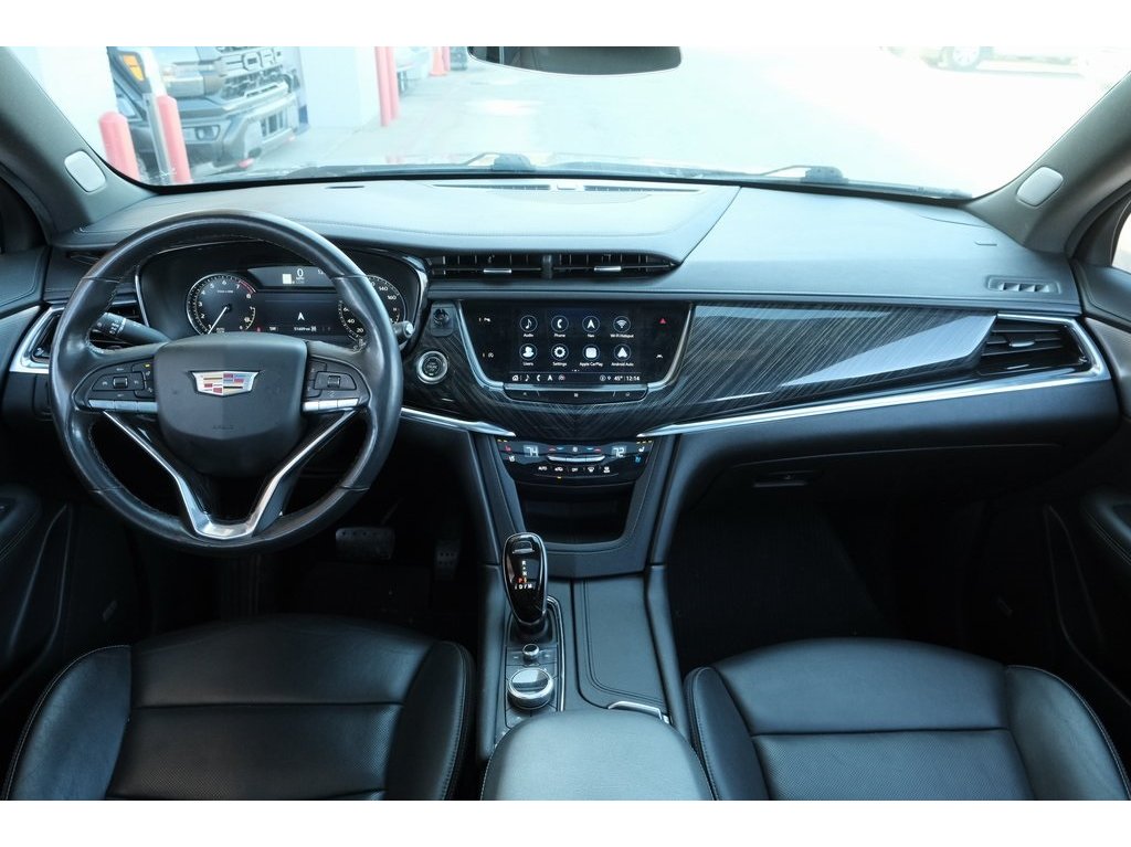 2021 Cadillac XT6 Premium Luxury photo 3