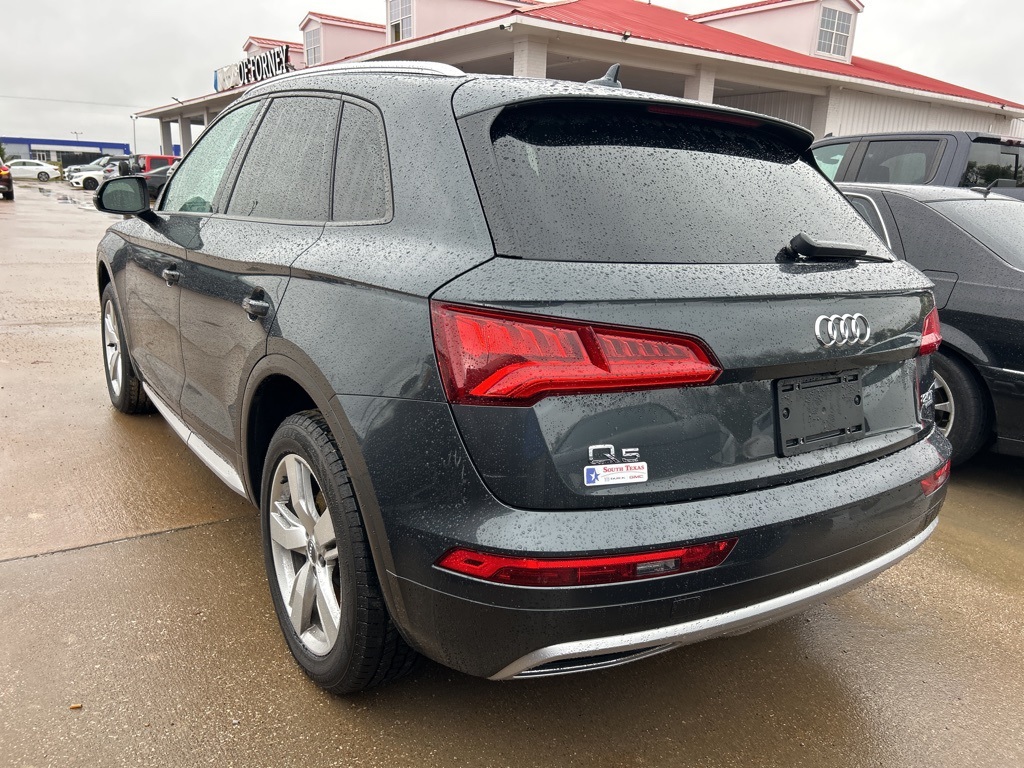 2018 Audi Q5 2.0T Premium photo 2