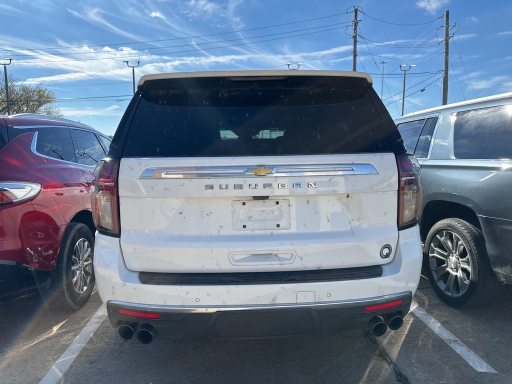 2021 Chevrolet Suburban High Country photo 4