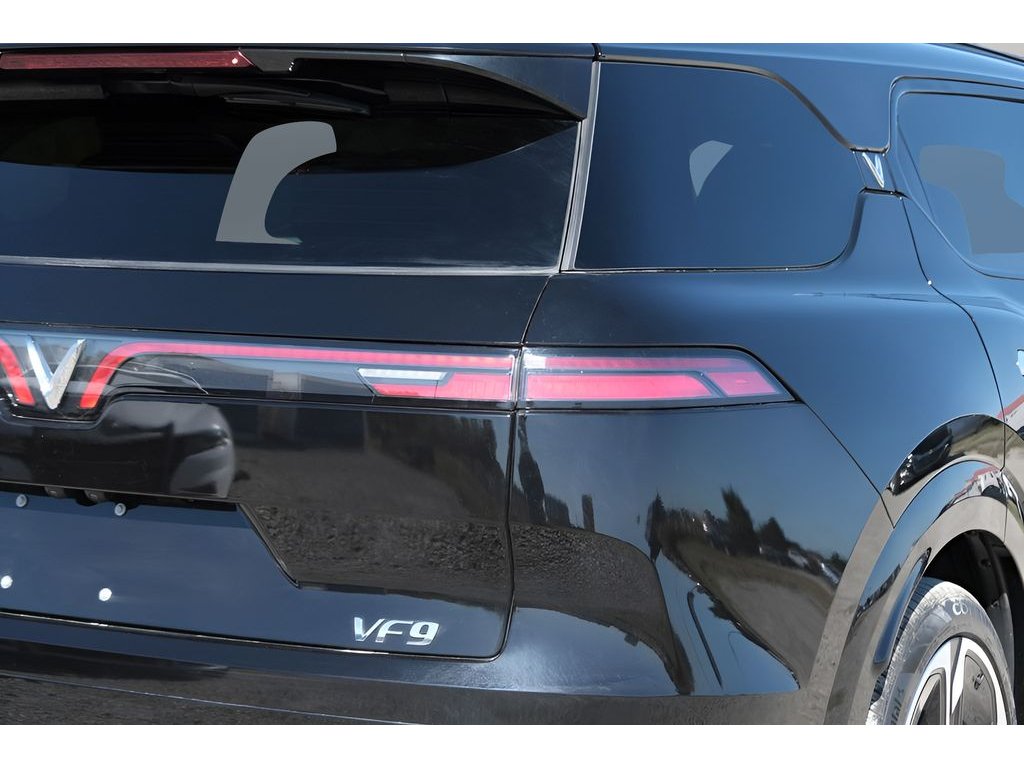 2024 VinFast VF 9 PLUS - Photo 31