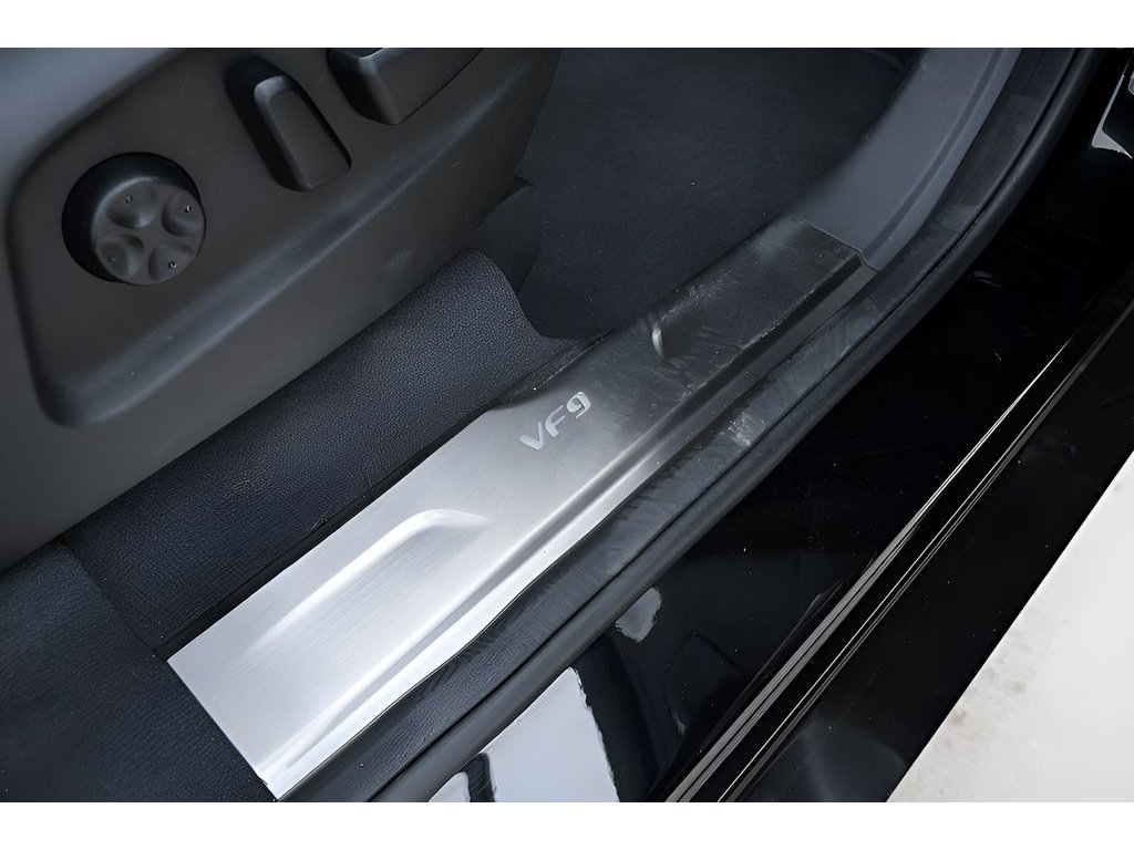 2024 VinFast VF 9 PLUS - Photo 25