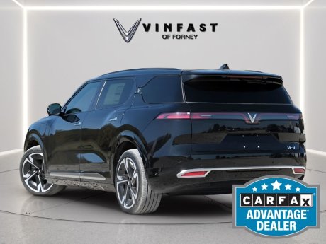 2024 VinFast VF 9 Plus 