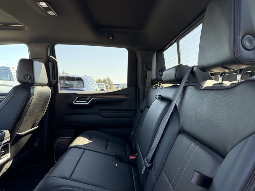2022 Chevrolet Silverado 1500 High Country - Photo 14