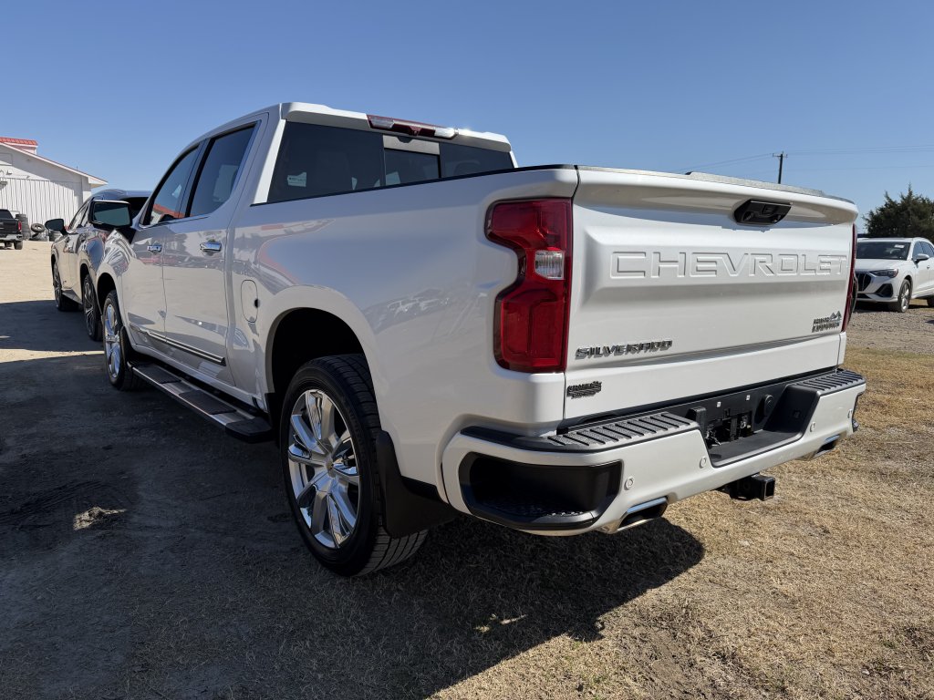 2022 Chevrolet Silverado 1500 High Country - Photo 15