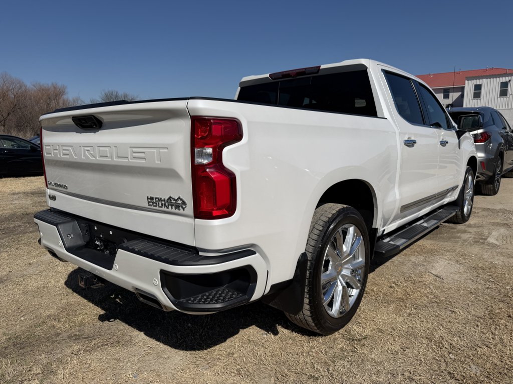2022 Chevrolet Silverado 1500 High Country - Photo 19