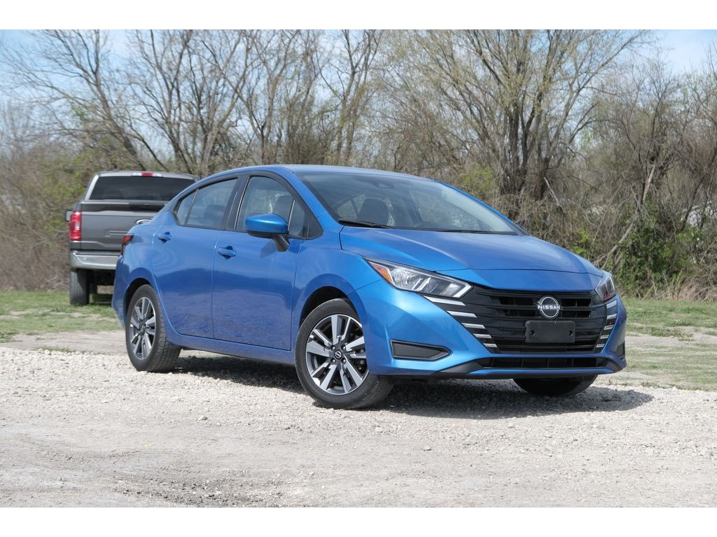 2023 Nissan Versa Sedan SV