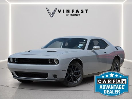 2020 Dodge Challenger SXT 