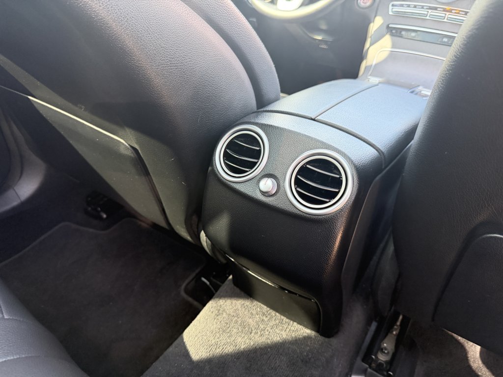2020 Mercedes-Benz GLC GLC300 - Photo 19