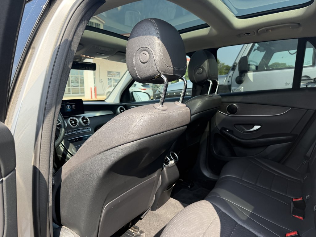 2020 Mercedes-Benz GLC GLC300 - Photo 15