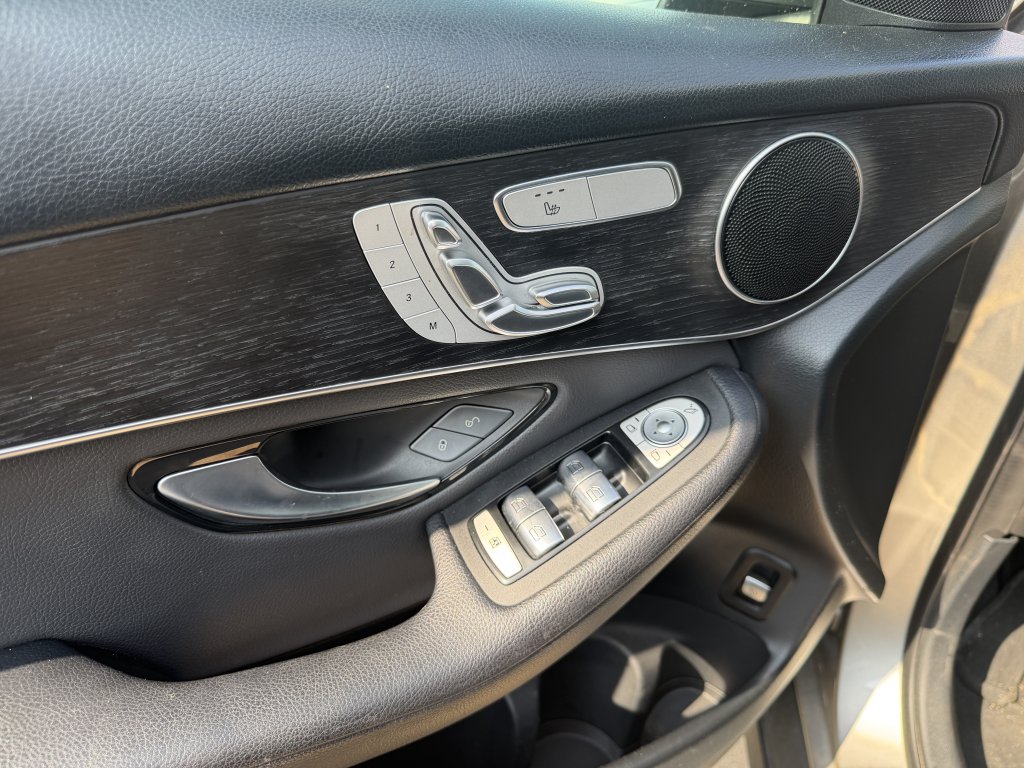 2020 Mercedes-Benz GLC GLC300 - Photo 8