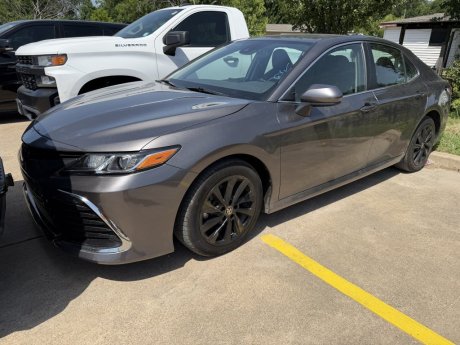 2024 Toyota Camry LE 