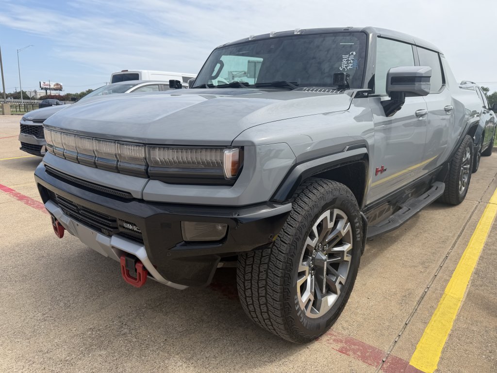 2024 GMC Hummer EV 3X's photo