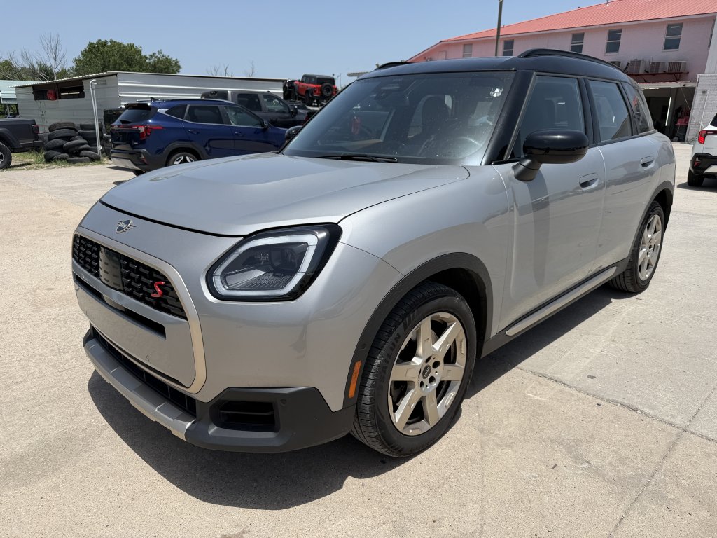 2025 MINI Countryman S ALL4's photo