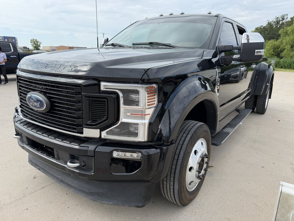 2022 Ford F-450 Platinum 4x4 Crew Cab 8' Box DRW's photo