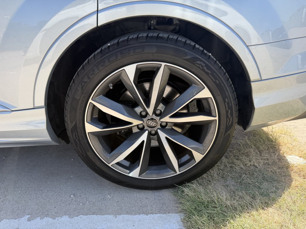 2024 Audi SQ7 Prestige - Photo 36