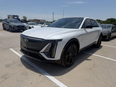 2024 Cadillac LYRIQ Sport 