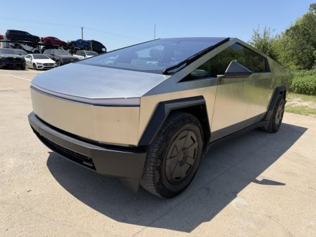2026 Tesla Cybertruck Cyberbeast 