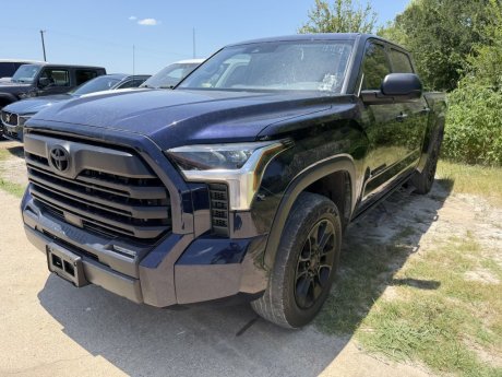 2023 Toyota Tundra 4WD SR5 