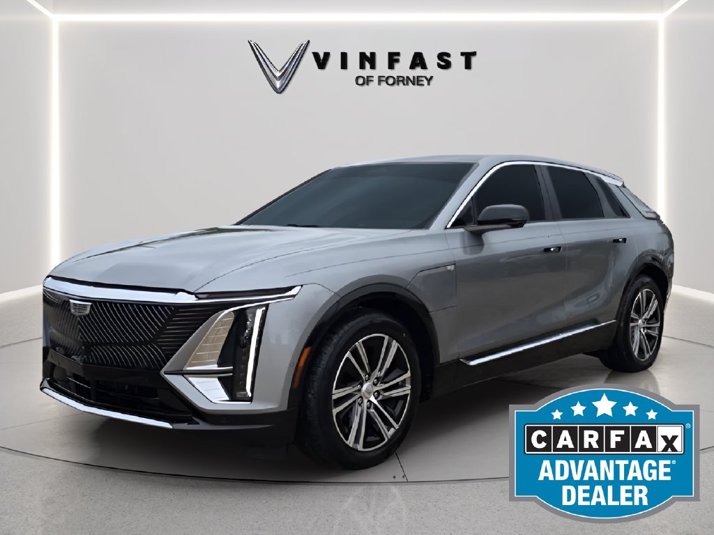 2024 Cadillac LYRIQ Luxury 1