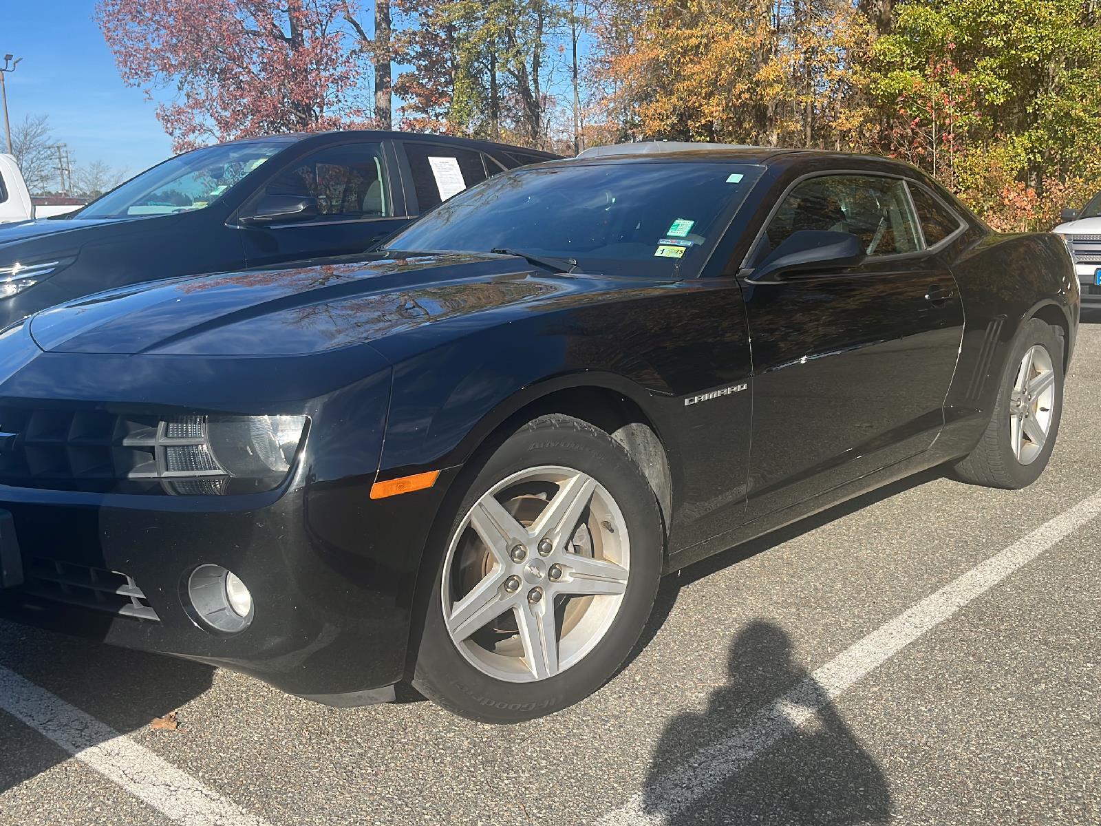 Used 2010 Chevrolet Camaro 1LT with VIN 2G1FB1EV5A9164648 for sale in Hopewell, VA