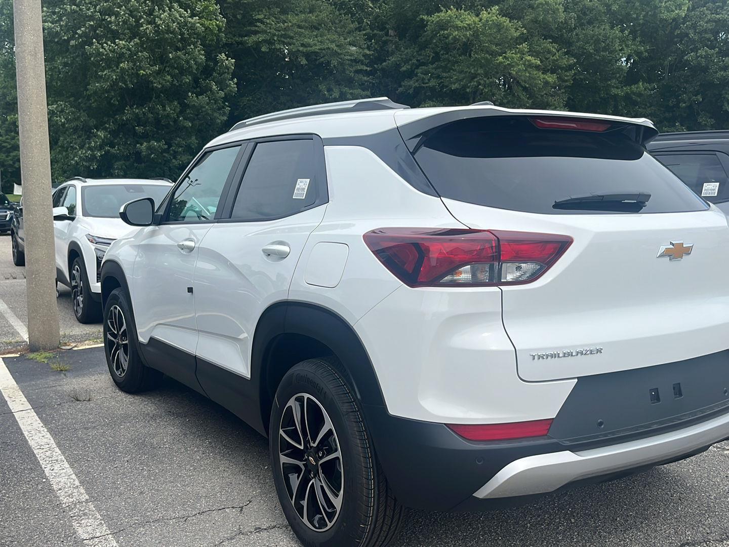 2026 Chevrolet Trailblazer LT photo 4