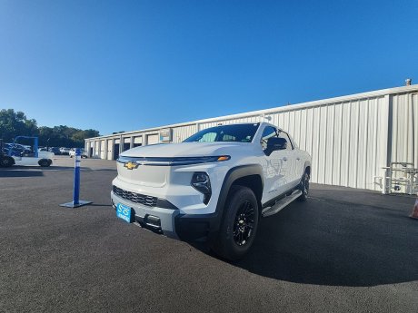2026 Chevrolet Silverado EV Standard Range LT 