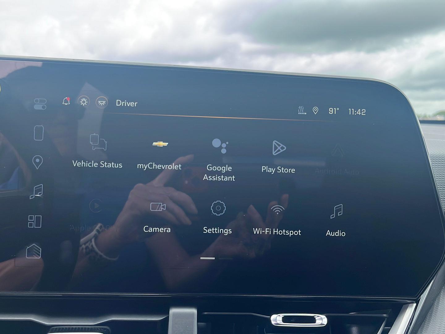 2026 Chevrolet Equinox LT photo 4