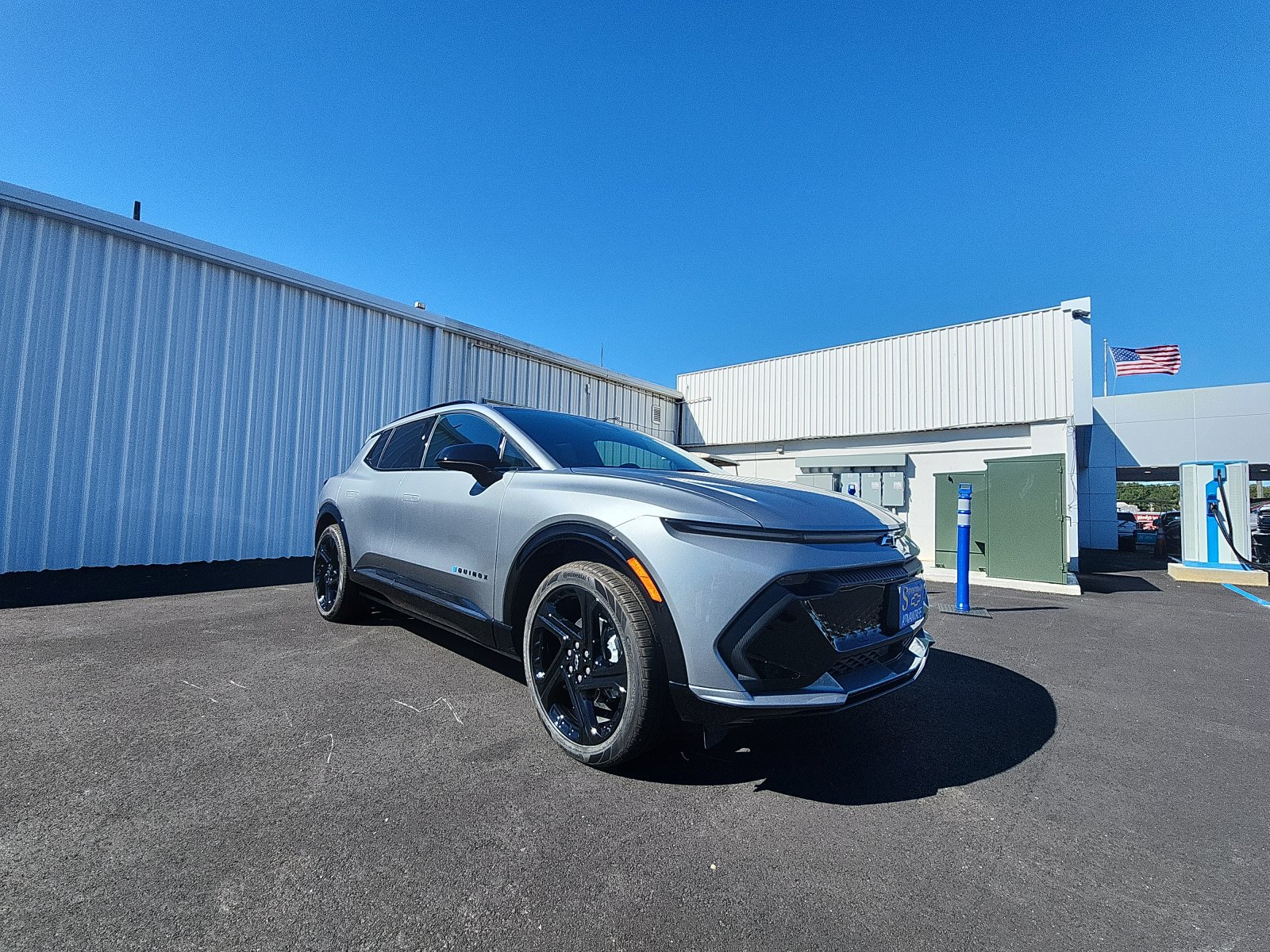 2025 Chevrolet Equinox EV RS - Photo 7