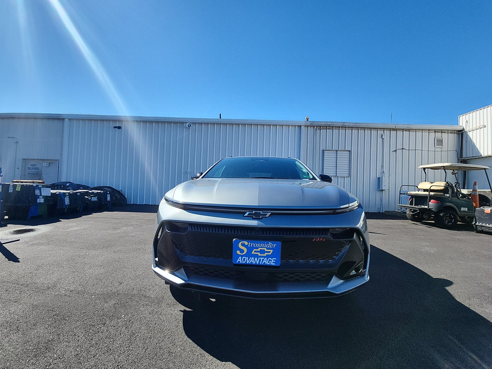 2025 Chevrolet Equinox EV RS - Photo 8