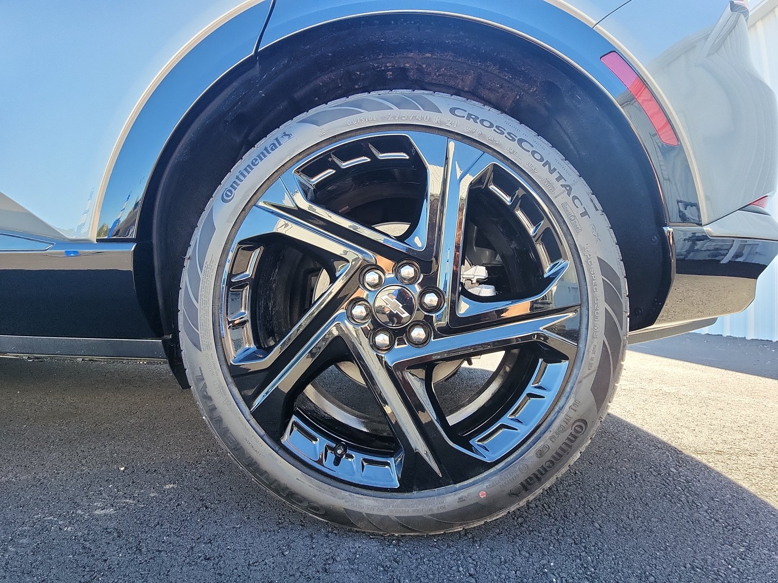 2025 Chevrolet Equinox EV RS - Photo 9