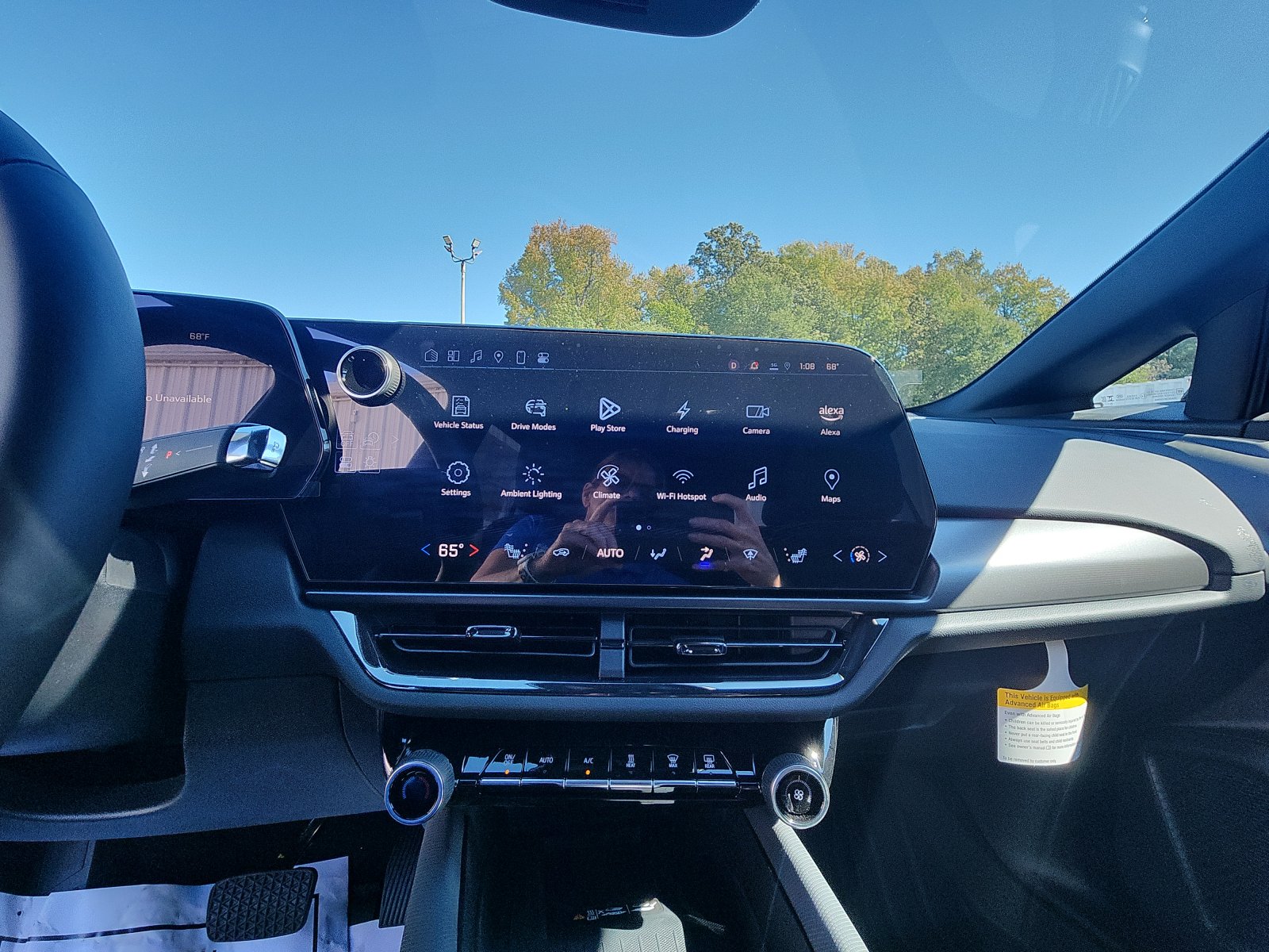 2025 Chevrolet Equinox EV RS - Photo 17