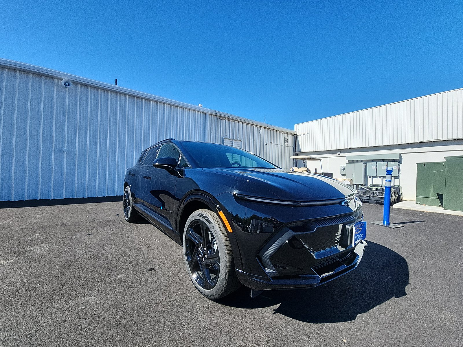 2025 Chevrolet Equinox EV RS - Photo 7